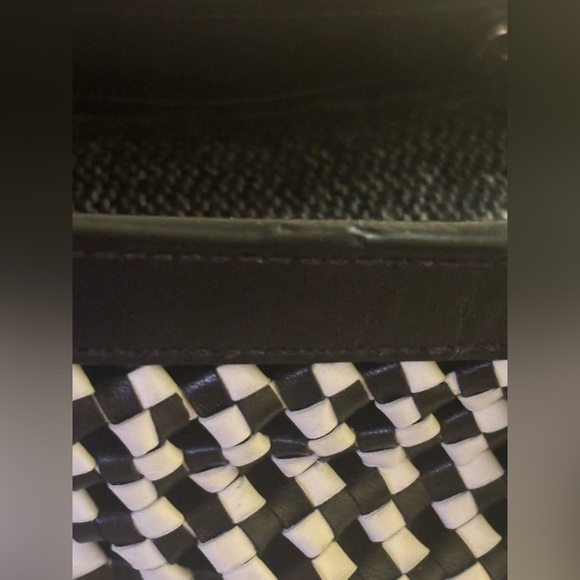 Tory Burch Erica Large Tote Purse Bag - Picture 9 of 9